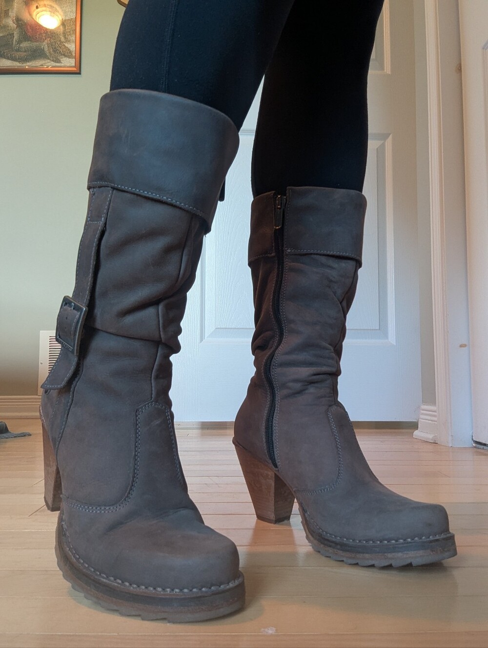 Neosens Genuine Leather Tall Boots SZ 39 (8-8.5 Us)